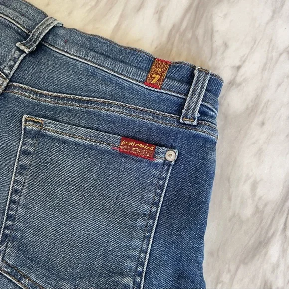 7 For All Mankind High-Rise Frayed Cuff Stretch Denim Jeans Shorts Size 29 - Picture 7 of 8